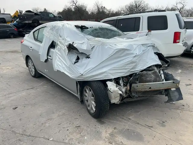 Photo of 2014 Nissan Versa