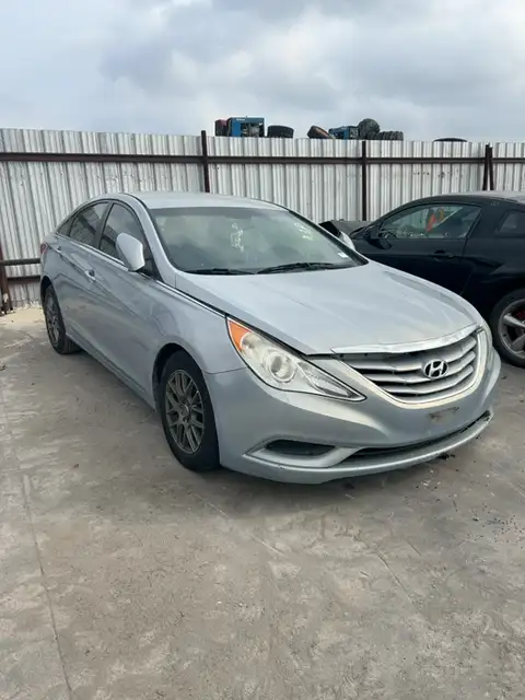 Photo of 2013 Hyundai Sonata