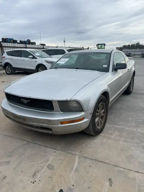 Photo of 2006 Ford Mustang