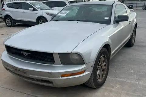 Photo of 2006 Ford Mustang
