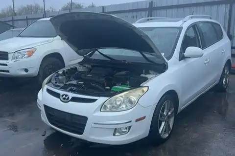 Photo of 2011 Hyundai Elantra