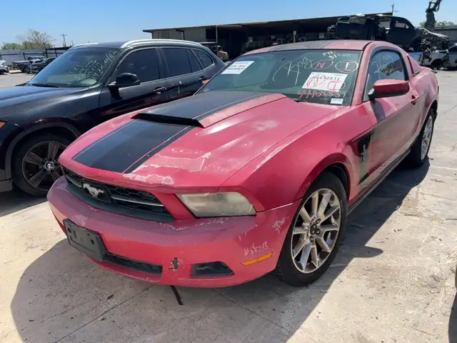 Photo of 2010 Ford Mustang