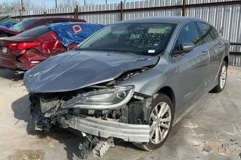Photo of 2016 Chrysler 200