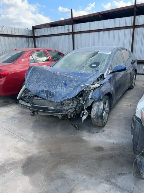 Photo of 2013 Hyundai Elantra