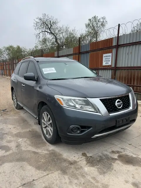 Photo of 2014 Nissan Pathfinder