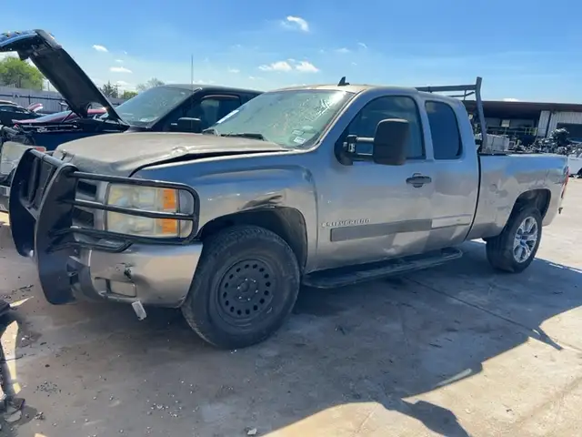 Photo of 2007 Chevrolet Silverado