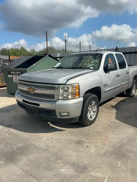Photo of 2011 Chevrolet Silverado