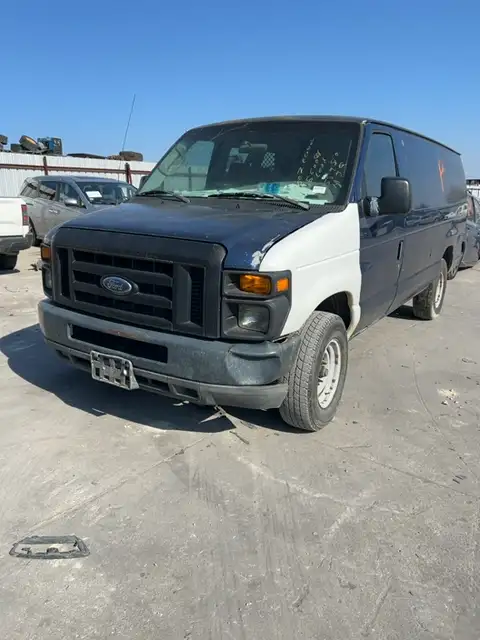 Photo of 2008 Ford Econoline