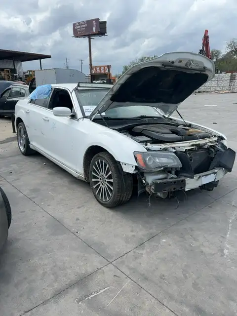 Photo of 2013 Chrysler 300