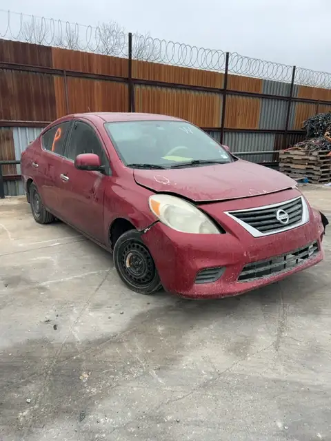 Photo of 2013 Nissan Versa
