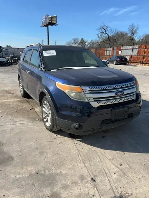 Photo of 2011 Ford Explorer
