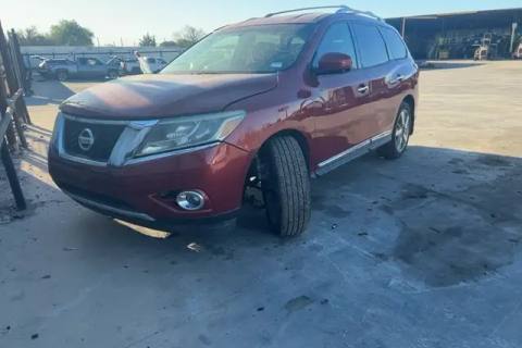 Photo of 2014 Nissan Pathfinder