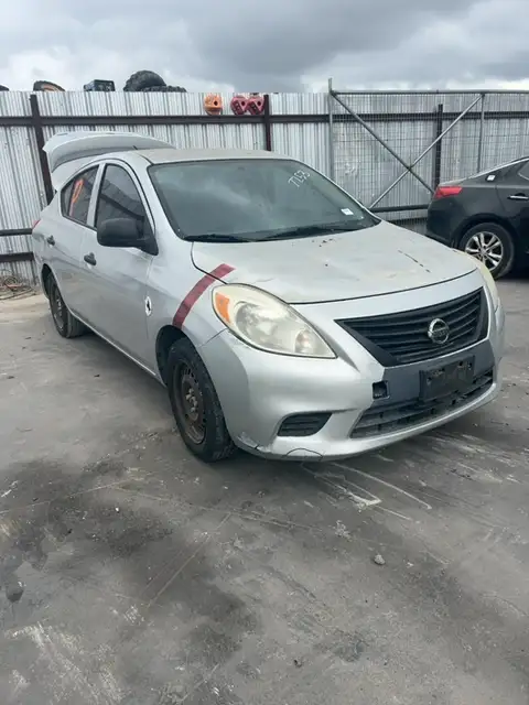 Photo of 2014 Nissan Versa