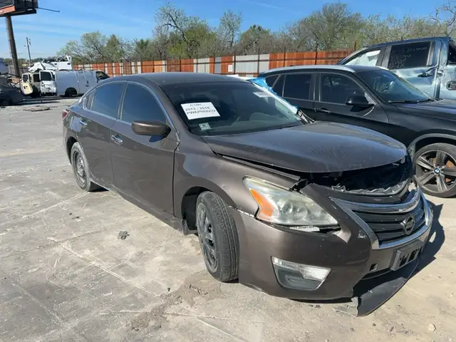 Photo of 2013 Nissan Altima