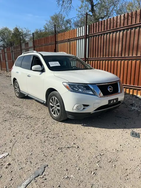 Photo of 2013 Nissan Pathfinder