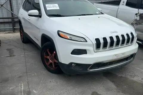 Photo of 2014 Jeep Cherokee
