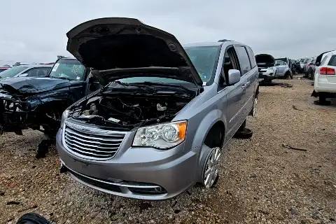 Photo of 2016 Chrysler Town & Country