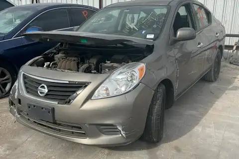 Photo of 2012 Nissan Versa