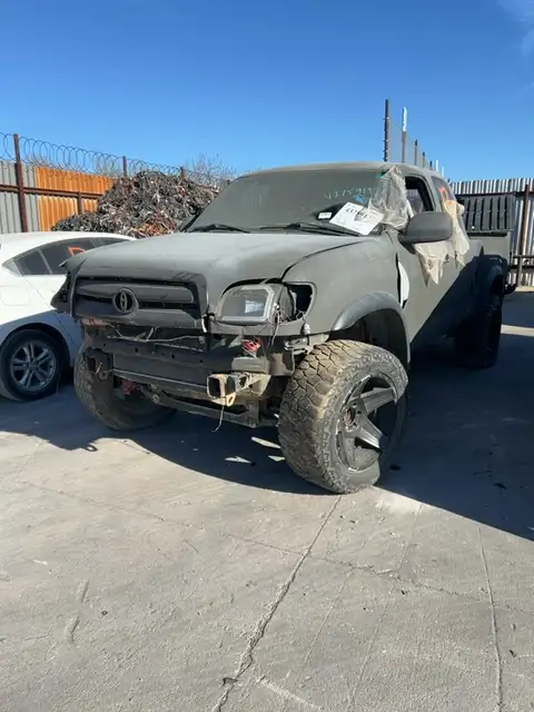 Photo of 2004 Toyota Tundra