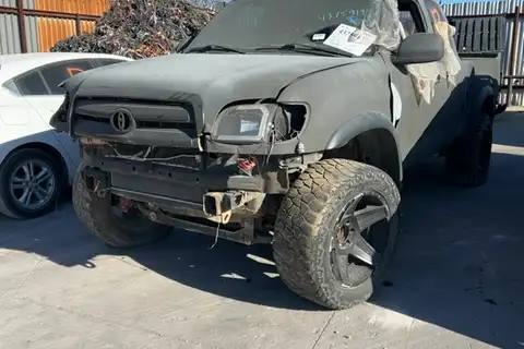 Photo of 2004 Toyota Tundra