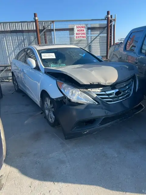 Photo of 2013 Hyundai Sonata