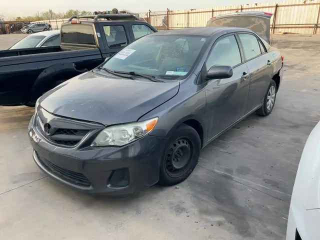 Photo of 2011 Toyota Corolla