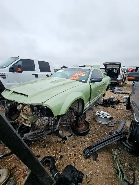Photo of 2005 Ford Mustang