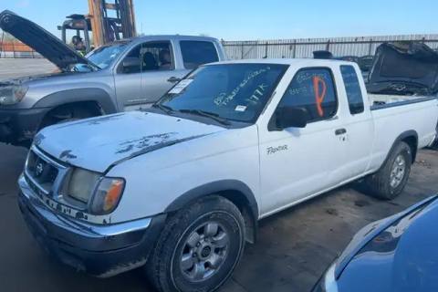 Photo of 2000 Nissan Frontier