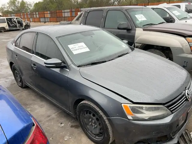Photo of 2013 Volkswagen Jetta