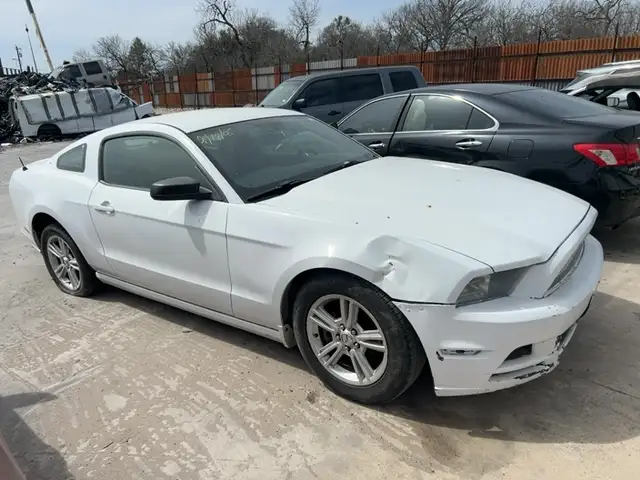Photo of 2014 Ford Mustang