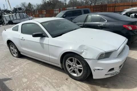 Photo of 2014 Ford Mustang