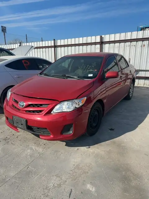 Photo of 2013 Toyota Corolla