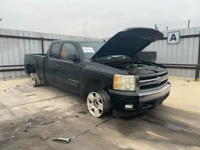 Photo of 2008 Chevrolet Silverado