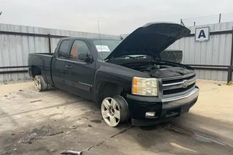 Photo of 2008 Chevrolet Silverado