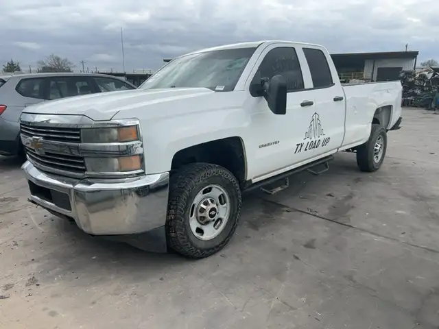 Photo of 2015 Chevrolet Silverado