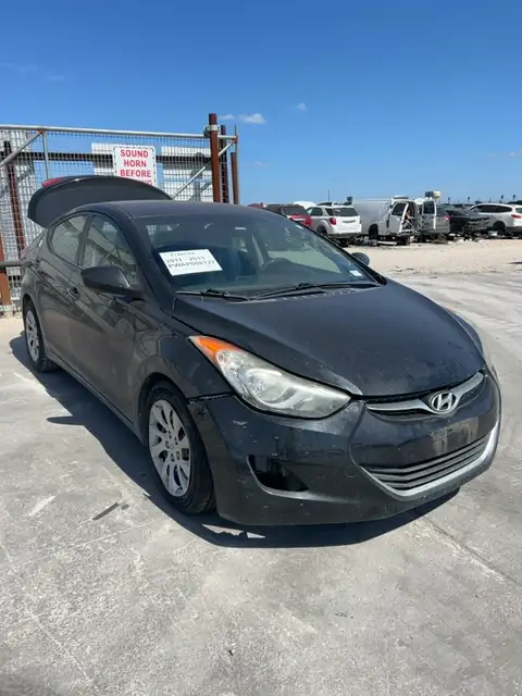 Photo of 2012 Hyundai Elantra