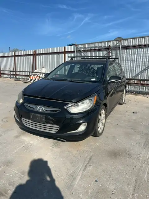 Photo of 2013 Hyundai Accent