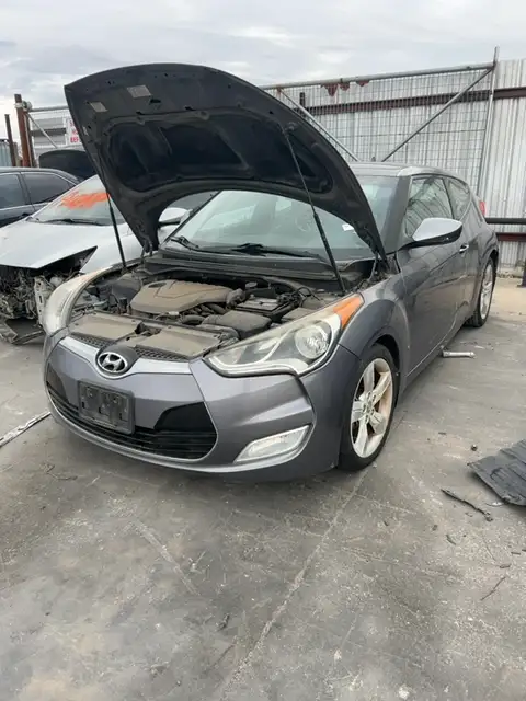 Photo of 2014 Hyundai Veloster