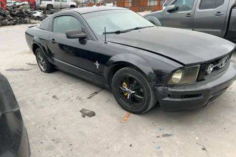 Photo of 2007 Ford Mustang