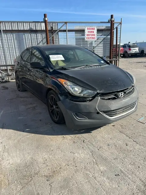 Photo of 2013 Hyundai Elantra