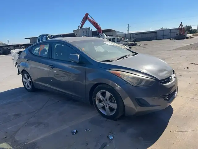 Photo of 2013 Hyundai Elantra