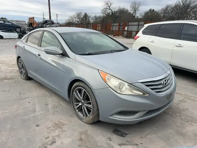 Photo of 2012 Hyundai Sonata