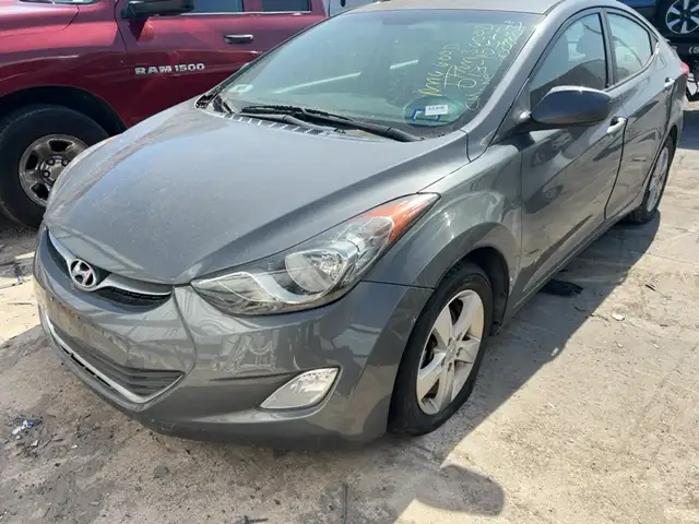 Photo of 2013 Hyundai Elantra