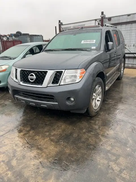 Photo of 2012 Nissan Pathfinder