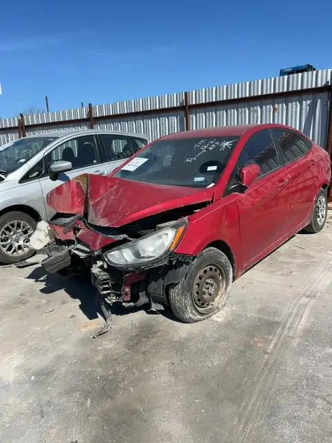 Photo of 2013 Hyundai Accent