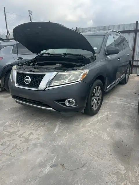 Photo of 2014 Nissan Pathfinder