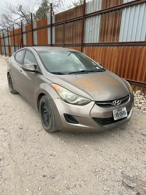 Photo of 2011 Hyundai Elantra