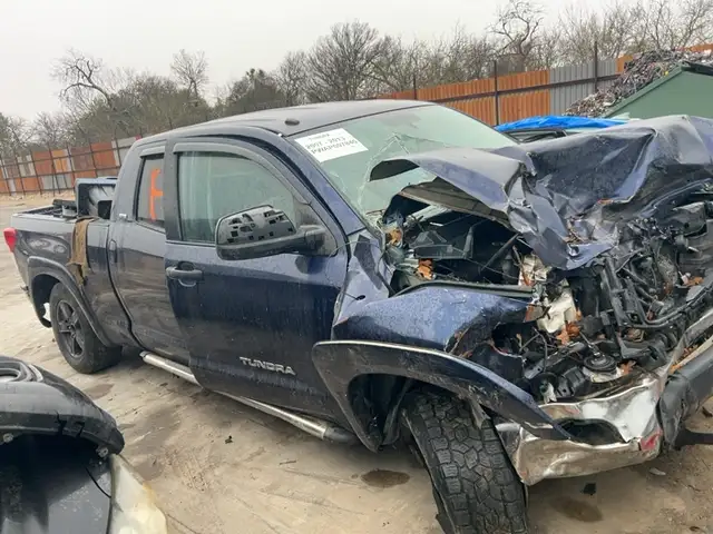 Photo of 2012 Toyota Tundra