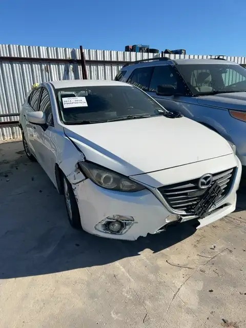 Photo of 2015 Mazda Mazda3