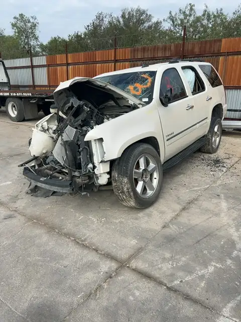 Photo of 2013 Chevrolet Tahoe